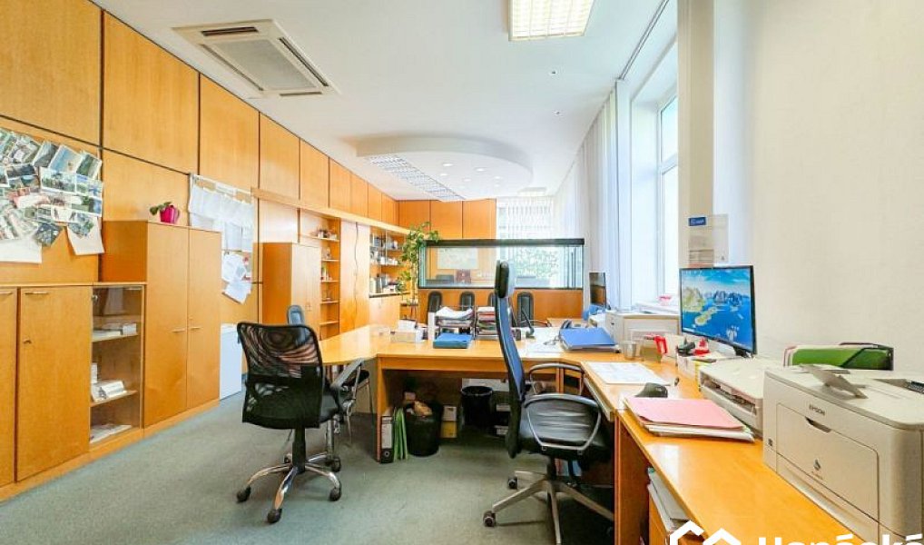 Pronájem kanceláře 210 m², Prostějov – náhled fotky 3