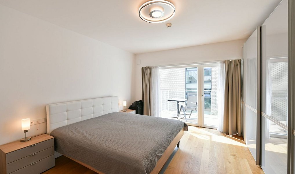 Pronájem bytu 2+kk 76 m², Praha – náhled fotky 6