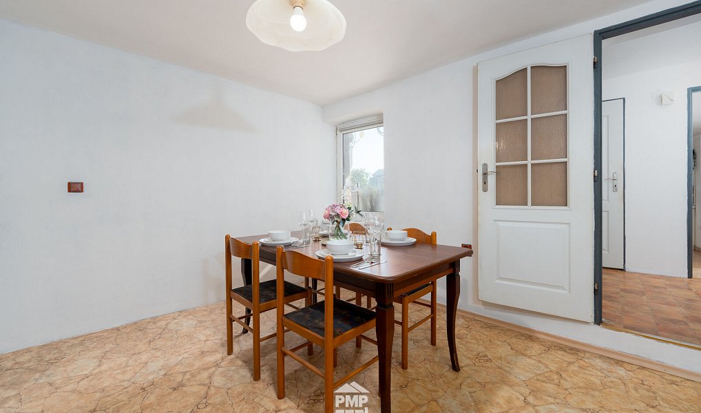 Prodej domu 238 m² s pozemkem 1 218 m², Malešovice – náhled fotky 17