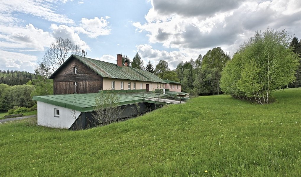 Prodej chaty/chalupy 793 m² s pozemkem 3 563 m², Strážné – náhled fotky 33
