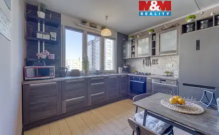 Prodej bytu 4+1 83 m², Strážnická, Plzeň - Severní Předměstí