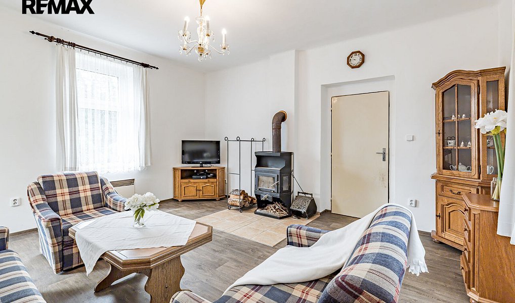 Prodej domu 142 m² s pozemkem 347 m², Všestary – náhled fotky 15