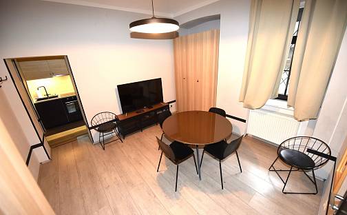 Prodej kanceláře 66 m²