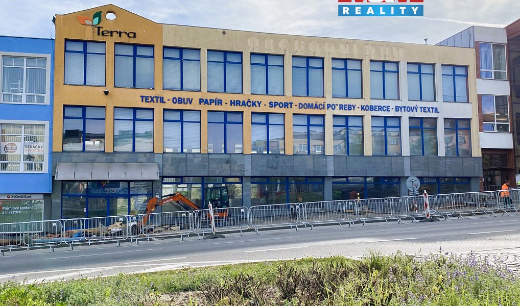 Prodej obchodních prostor 1 200 m², Žďár nad Sázavou – náhled fotky 4