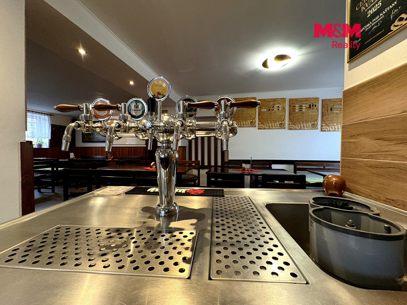 Prodej restaurace 438 m² – fotografie 3