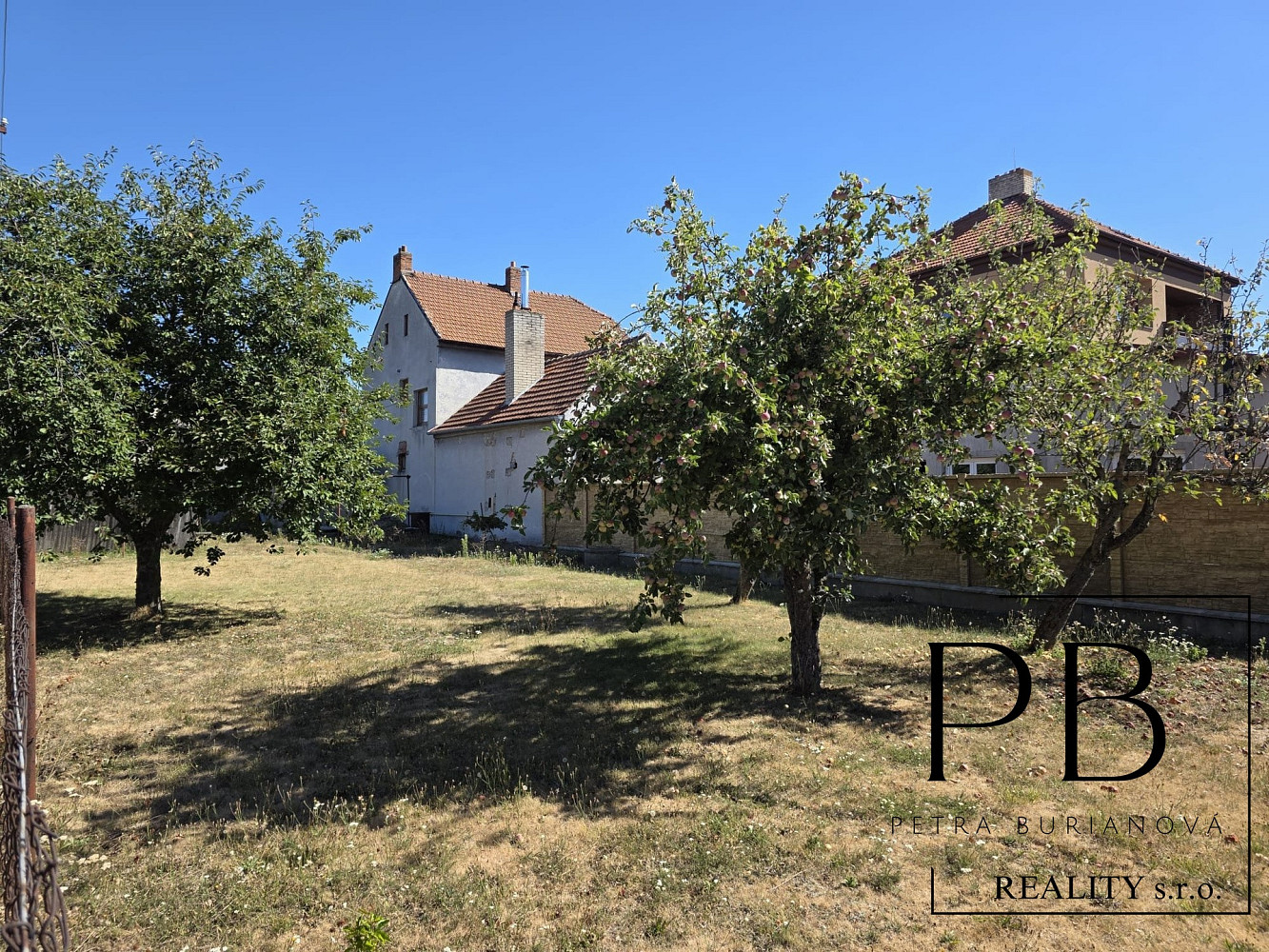 Prodej stavebního pozemku 368 m² – fotografie 5