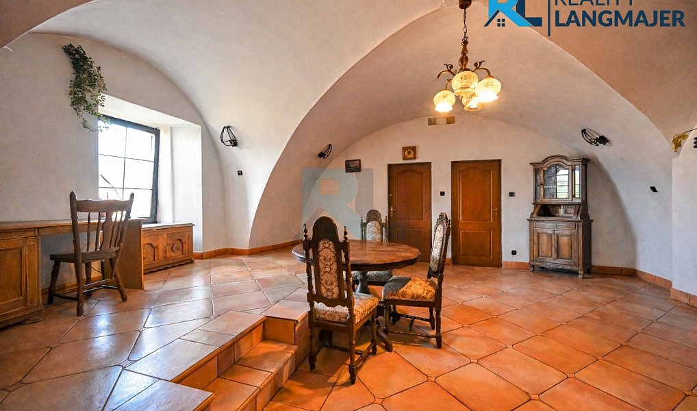 Prodej domu (jiného typu) 300 m² s pozemkem 34 120 m², Pačejov – náhled fotky 7