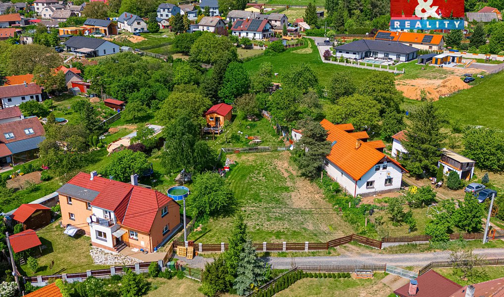 Prodej stavebního pozemku 952 m², Háje – náhled fotky 2