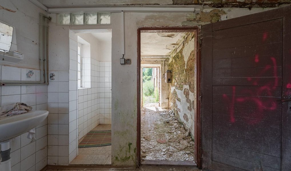 Pronájem zemědělského objektu 1 400 m², Korouhev – náhled fotky 9