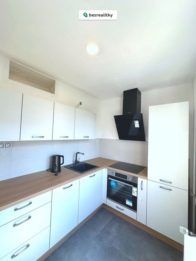 Prodej bytu 3+1 64 m² — photo 3