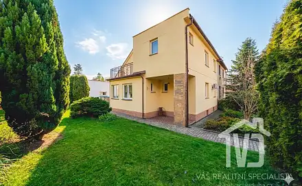 Prodej domu 190 m² s pozemkem 359 m², Borová, Plzeň - Doubravka