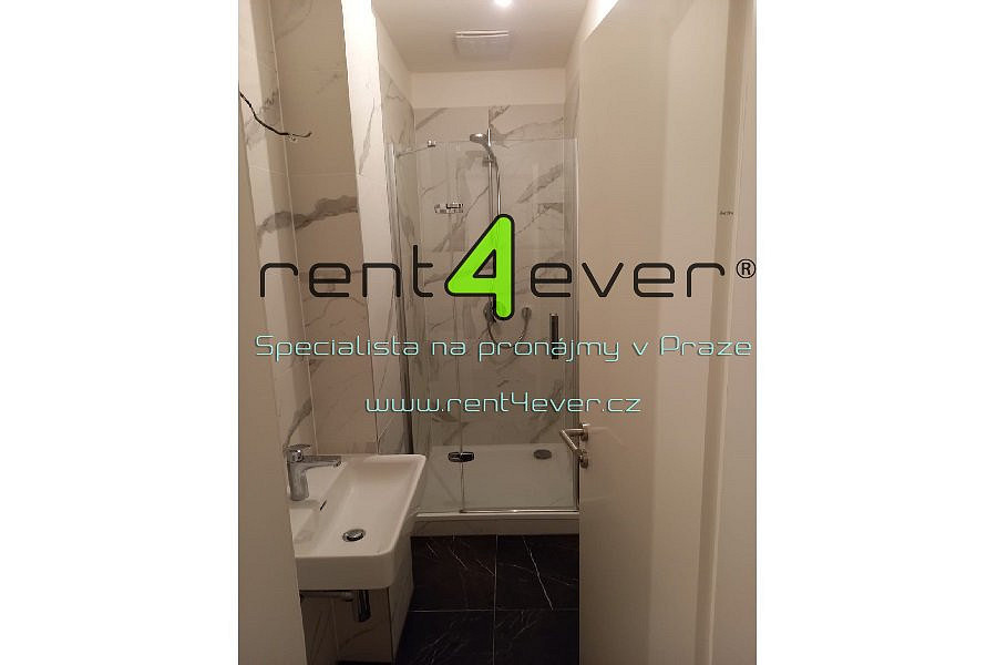 Pronájem bytu 1+kk 31 m² — photo 3