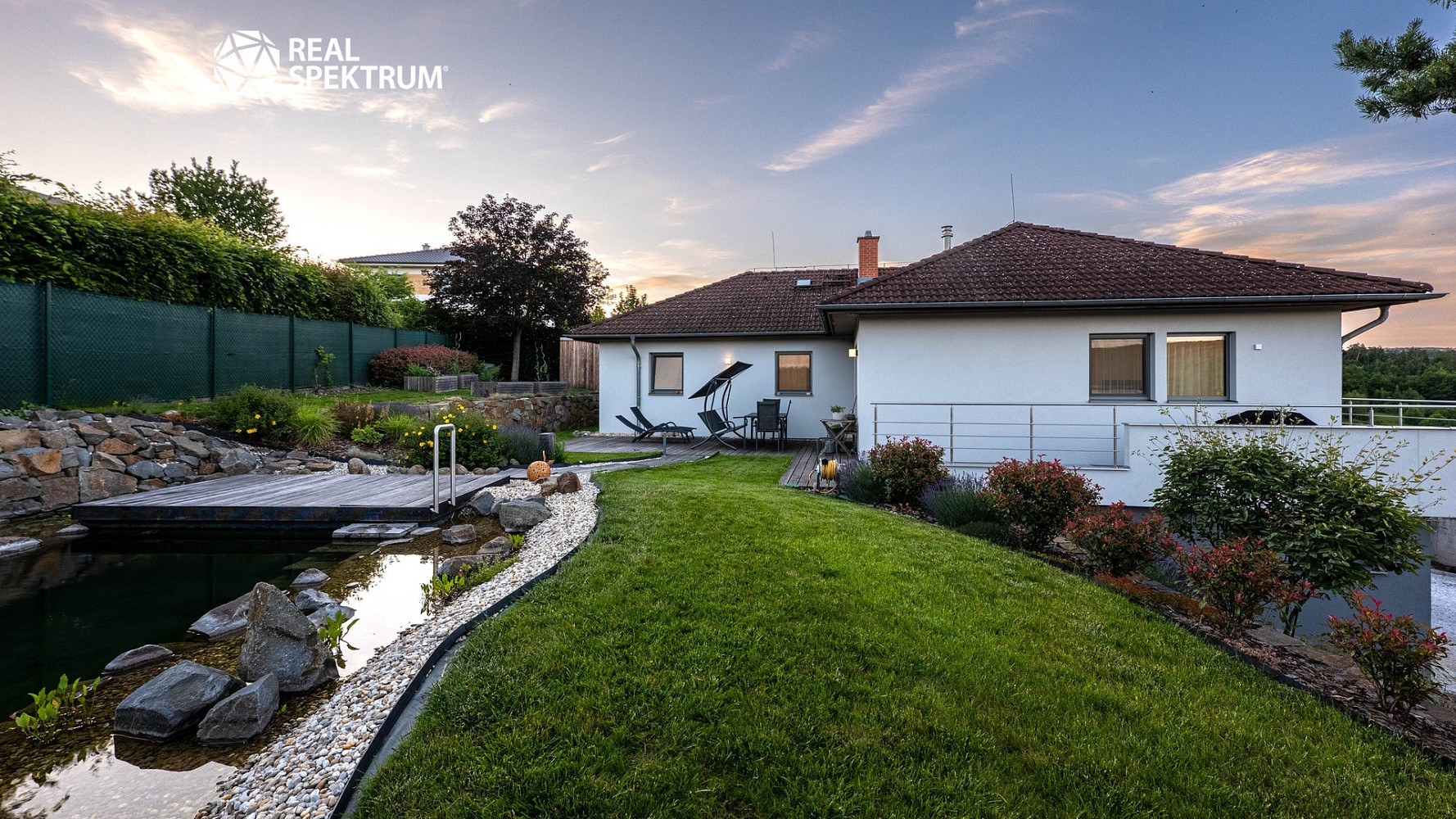 Prodej domu 265 m² s pozemkem 891 m² – fotografie 3