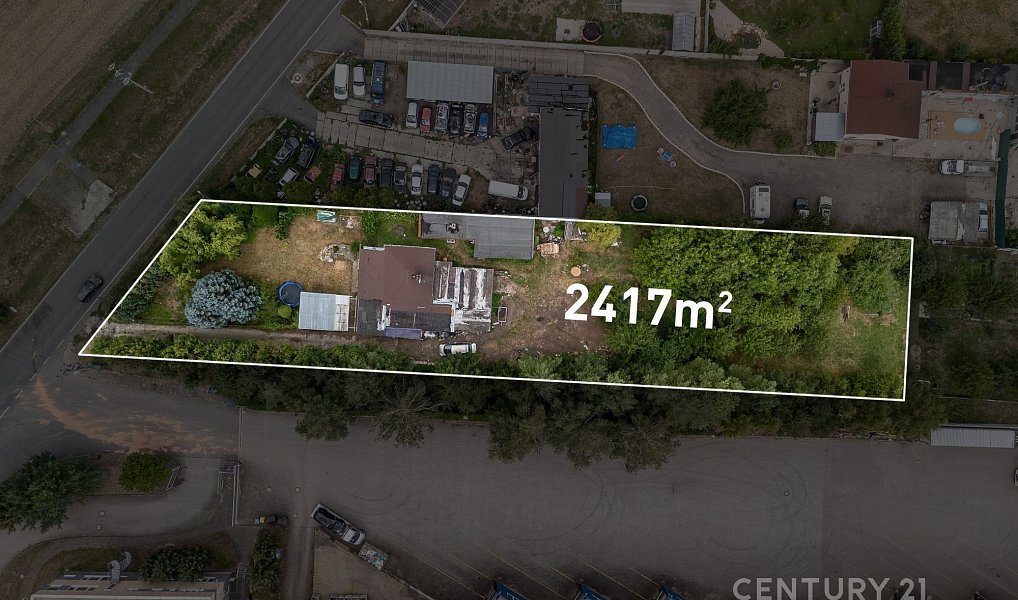 Prodej domu 145 m² s pozemkem 2 417 m², Radonice – náhled fotky 14