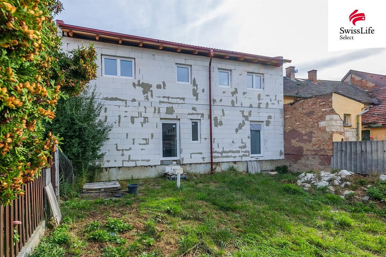 Prodej domu 186 m² s pozemkem 306 m² – fotografie 4
