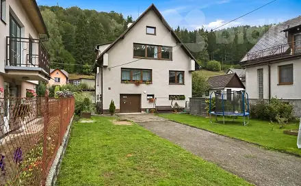 Prodej domu 246 m² s pozemkem 702 m², Jesenická, Hanušovice, okres Šumperk