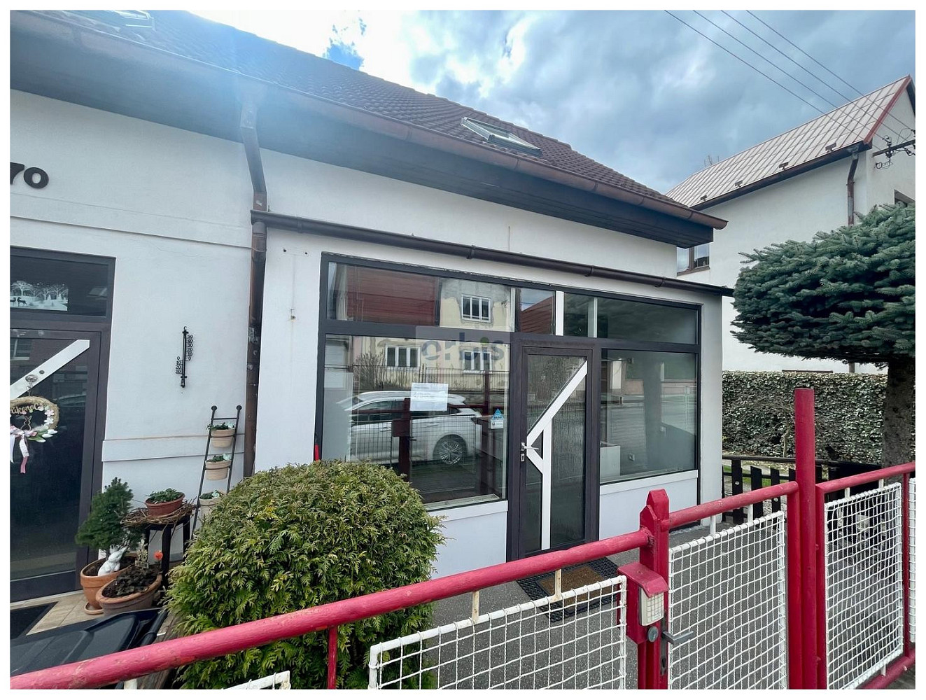 Pronájem kanceláře 91 m² – fotografie 4