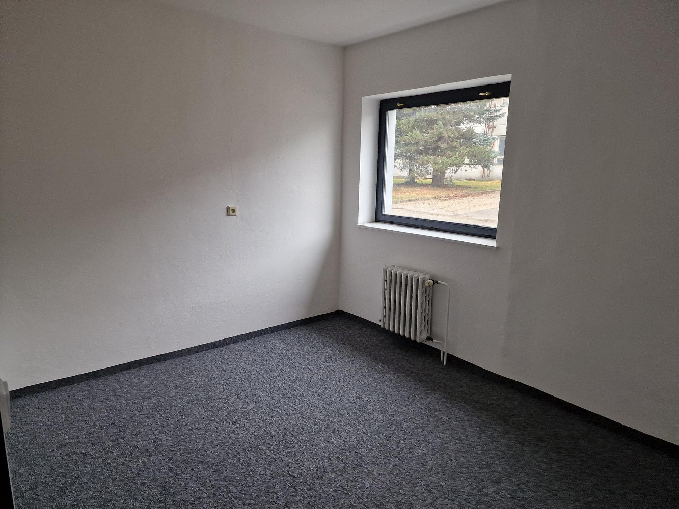 Pronájem, Kanceláře-Obchodní prostory, 224m² - Jihlava - Antonínův Důl – další