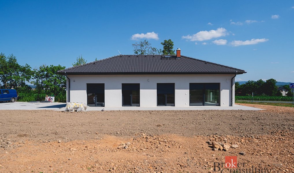 Prodej domu 152 m² s pozemkem 935 m², Kamenný Újezd – náhled fotky 10