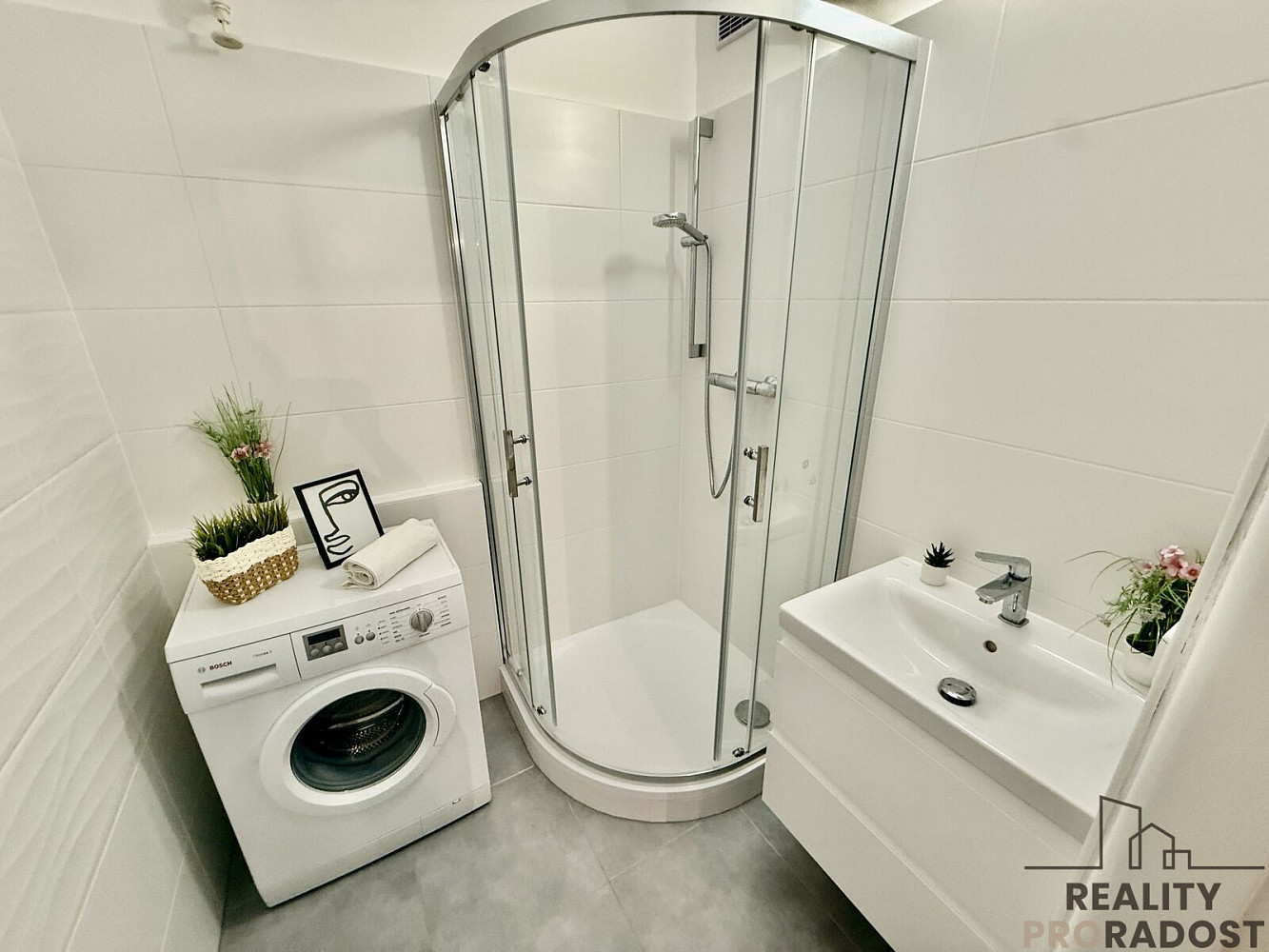 Pronájem bytu 2+1 65 m² — photo 4