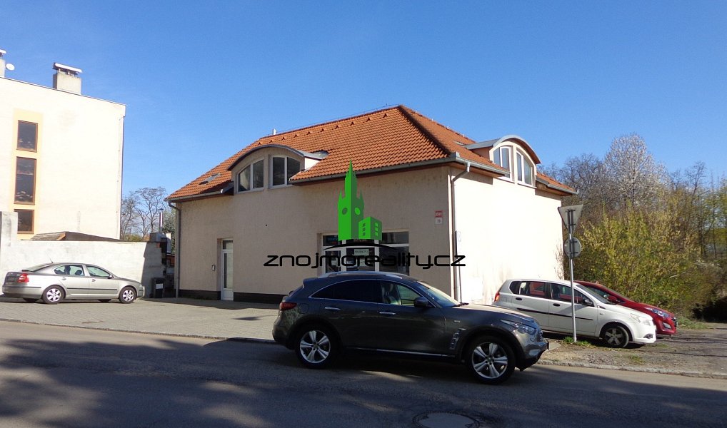 Pronájem obchodních prostor 150 m², Znojmo – náhled fotky 12