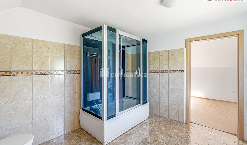 Prodej domu 220 m² s pozemkem 614 m², Karlovice – náhled fotky 9