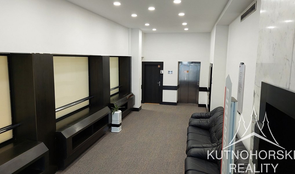Pronájem kanceláře 13 m², Chrudim – náhled fotky 10