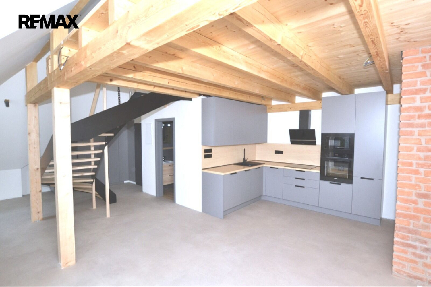 Pronájem bytu atypického 73 m²