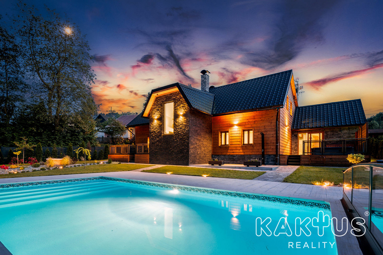 Prodej domu 316 m² s pozemkem 1 706 m²