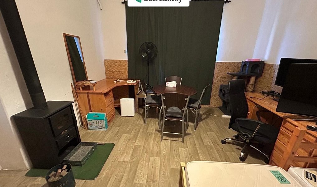 Prodej domu 168 m² s pozemkem 1 188 m², Martiněves – náhled fotky 9
