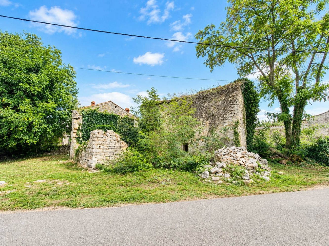 Prodej stavebního pozemku 141 m²