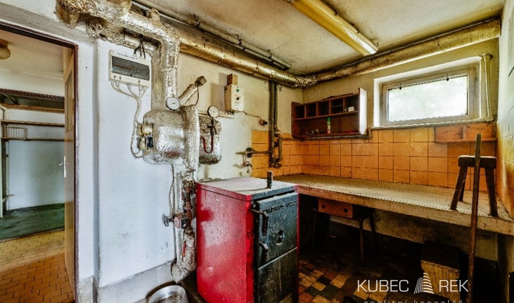 Prodej domu 330 m² s pozemkem 1 002 m², Tábor – náhled fotky 12
