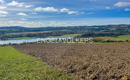 Prodej pole 197 000 m², Chvaletice, okres Pardubice