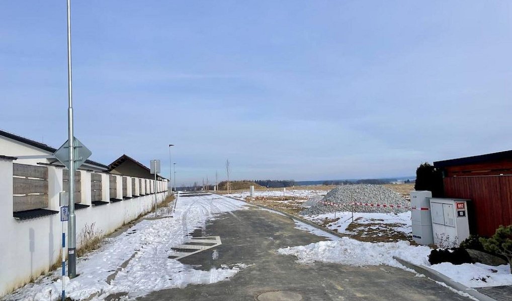 Prodej stavebního pozemku 1 020 m², Lišov – náhled fotky 6