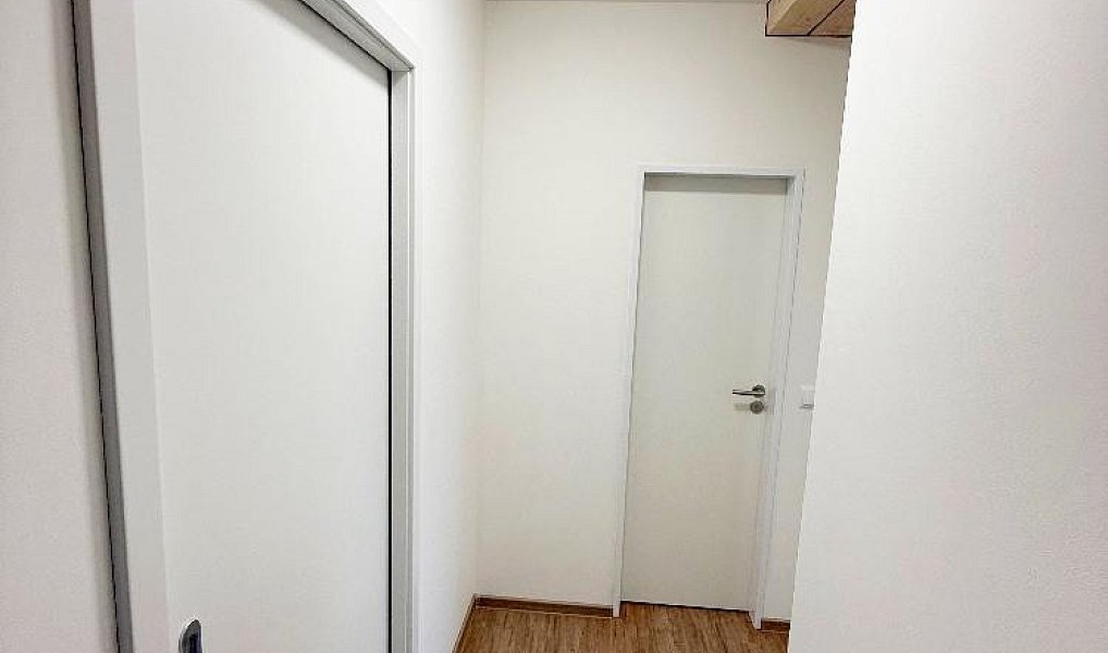 Pronájem bytu 2+kk 43 m², Hněvotín – náhled fotky 4