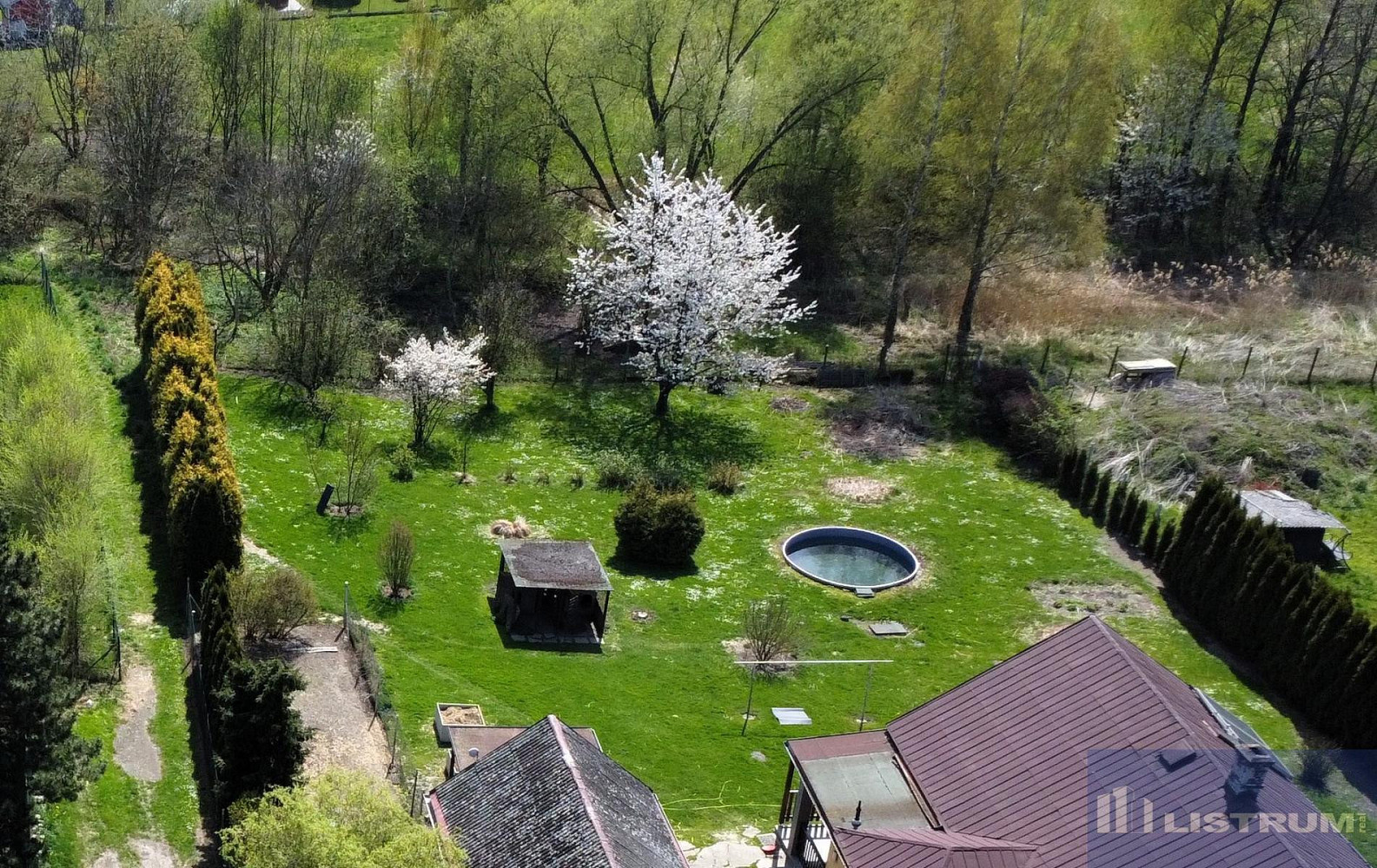 Prodej stavebního pozemku 1 296 m² – fotografie 4