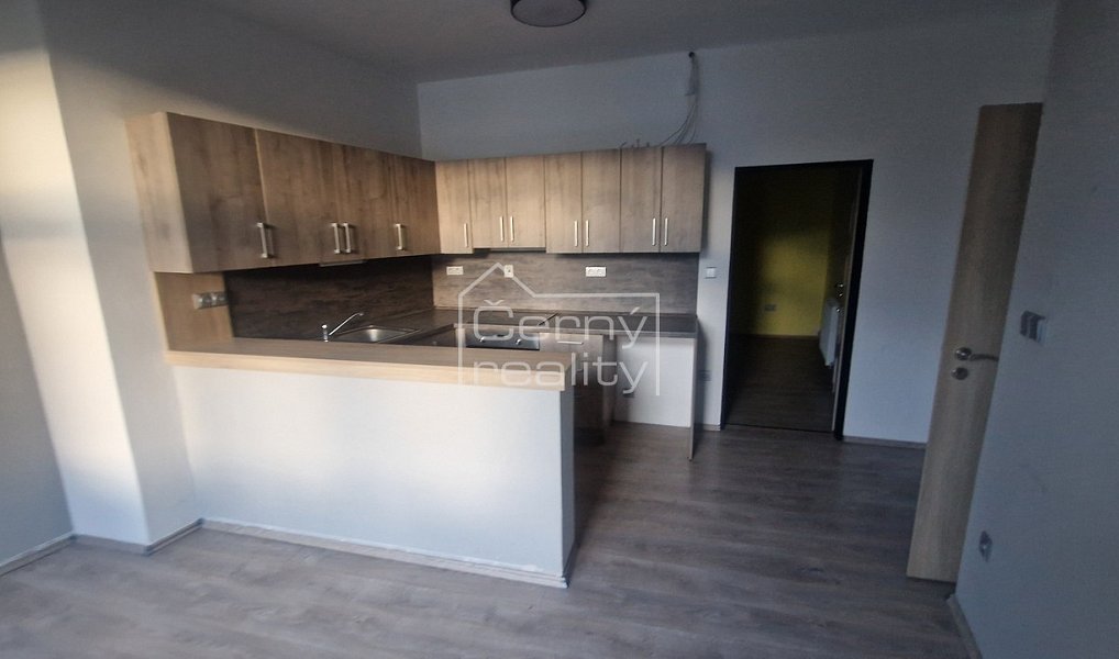 Pronájem obchodních prostor 120 m², Hronov – náhled fotky 17