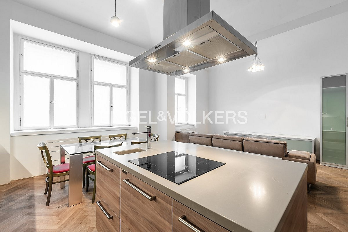 Pronájem bytu 3+kk 78 m² – fotografie 2