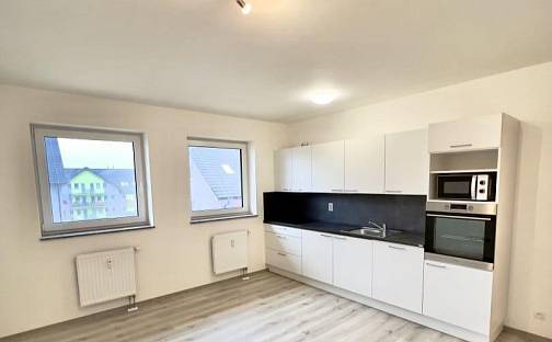 Pronájem bytu 3+kk 70 m², Rérychova, Polná, okres Jihlava