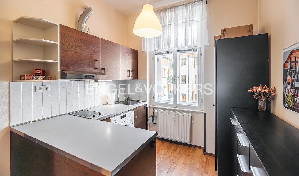 Pronájem bytu 2+kk 37 m², Praha – náhled fotky 2
