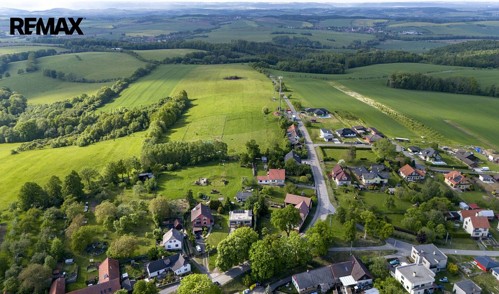 Prodej stavebního pozemku 966 m², Police – náhled fotky 15
