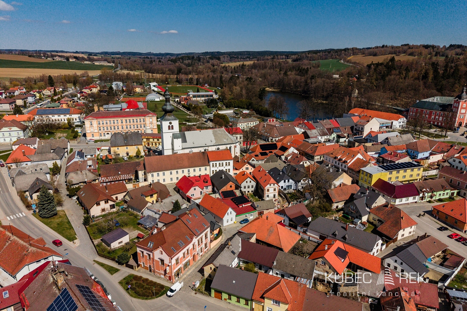 Prodej domu 270 m² s pozemkem 430 m² – pohled 6
