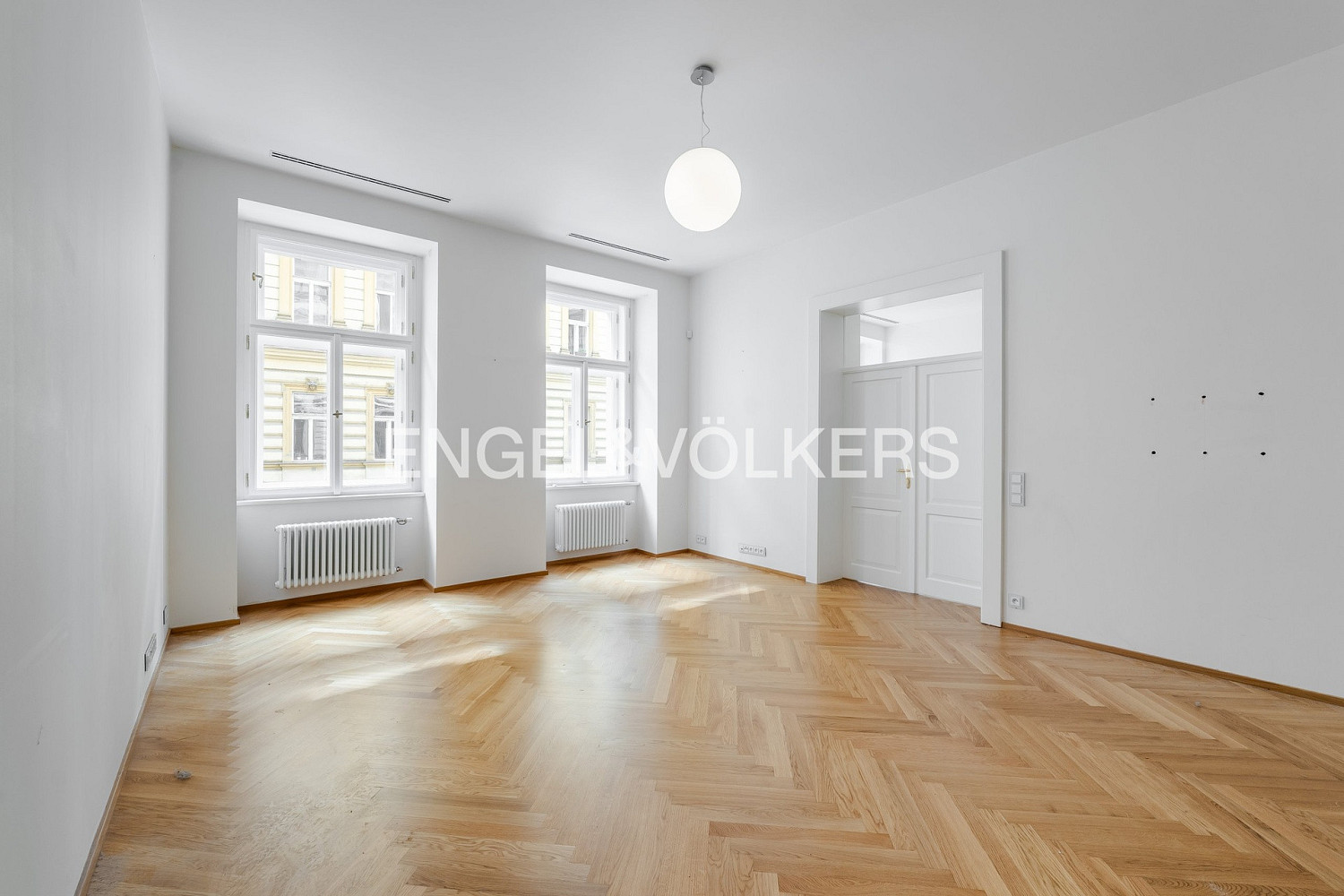 Pronájem bytu 2+kk 77 m²
