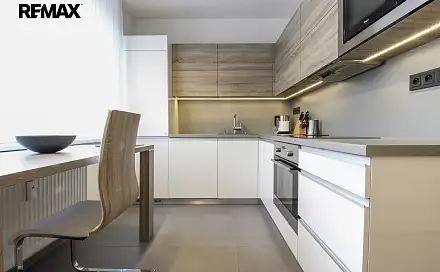 Pronájem bytu 2+1 52 m²