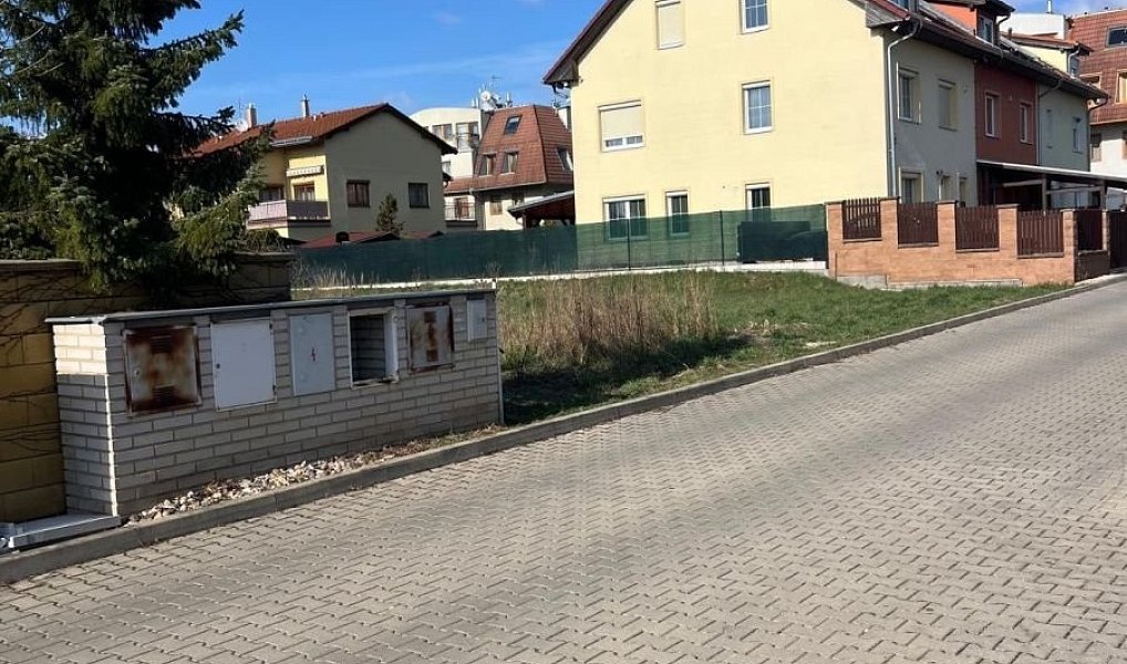 Prodej stavebního pozemku 805 m², Rudná – náhled fotky 5
