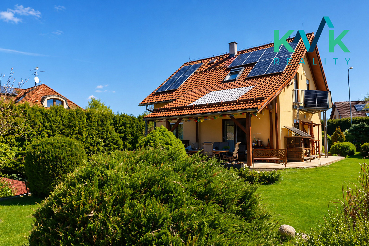 Prodej domu 250 m² s pozemkem 992 m² – fotografie 2