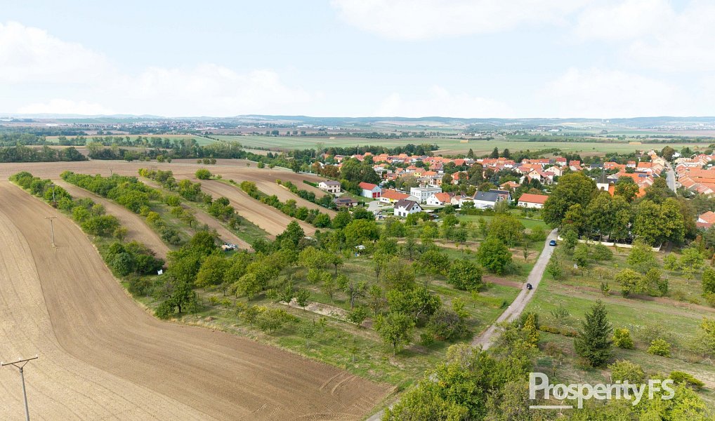 Prodej zahrady 832 m², Prace – náhled fotky 4