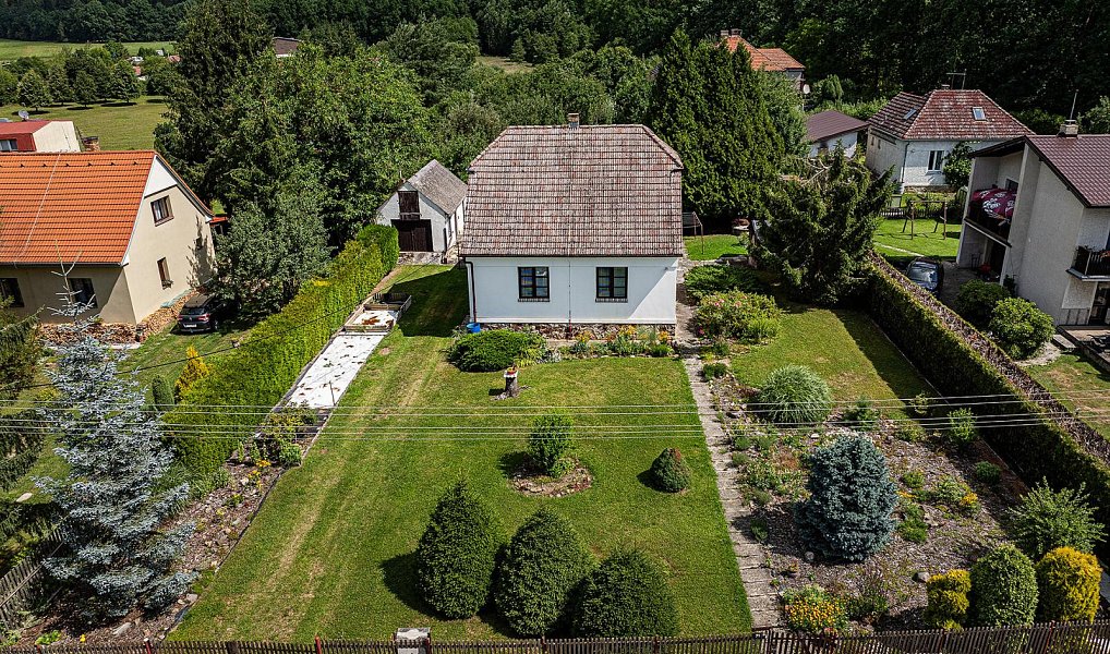 Prodej domu 130 m² s pozemkem 1 038 m², Svojkovice – náhled fotky 27