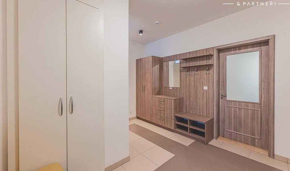 Pronájem bytu 2+kk 59 m², Hradec Králové – náhled fotky 13