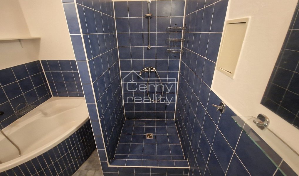 Prodej nájemního domu, činžáku 350 m², Chrudim – náhled fotky 18